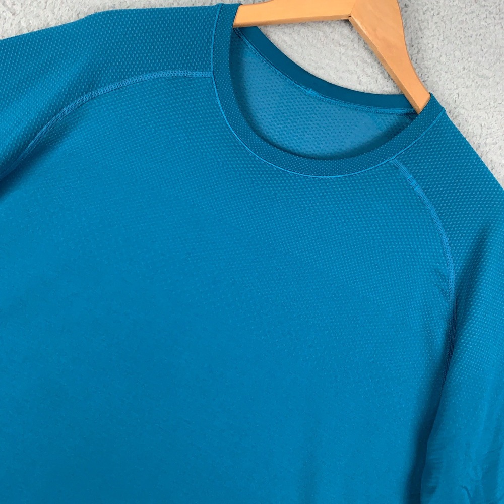 Lululemon Metal Vent Tech T-Shirt Mens XL Teal Short Sleeve Athletic Performance